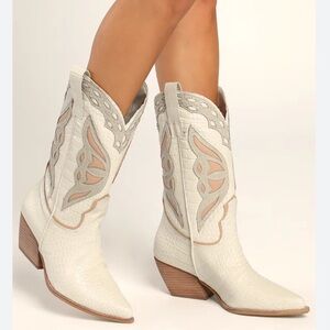 Women's Steve Madden Wynter Cowgirl Boot in Bone Multi - Size 8.5 - Worn Once